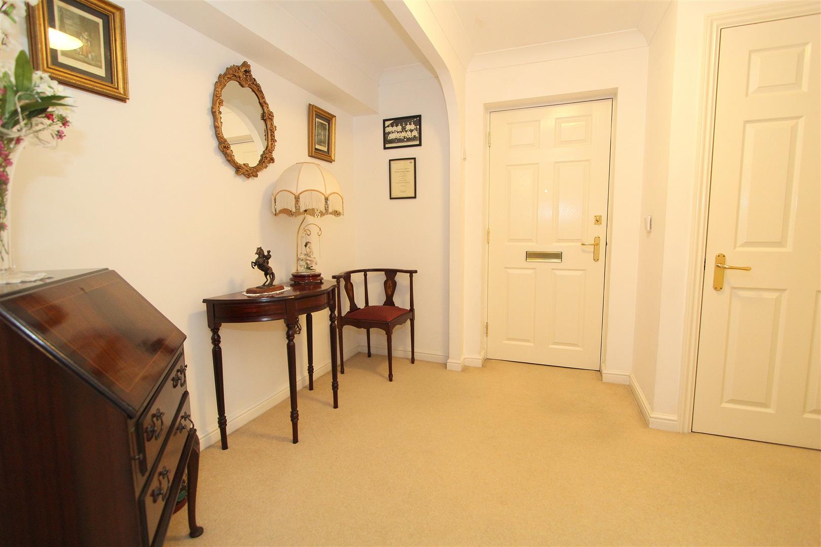 Kingston Road, Epsom